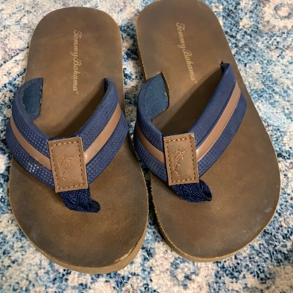 Best HD Pictures about  Tommy Bahama Flip Flops  with No AI Images